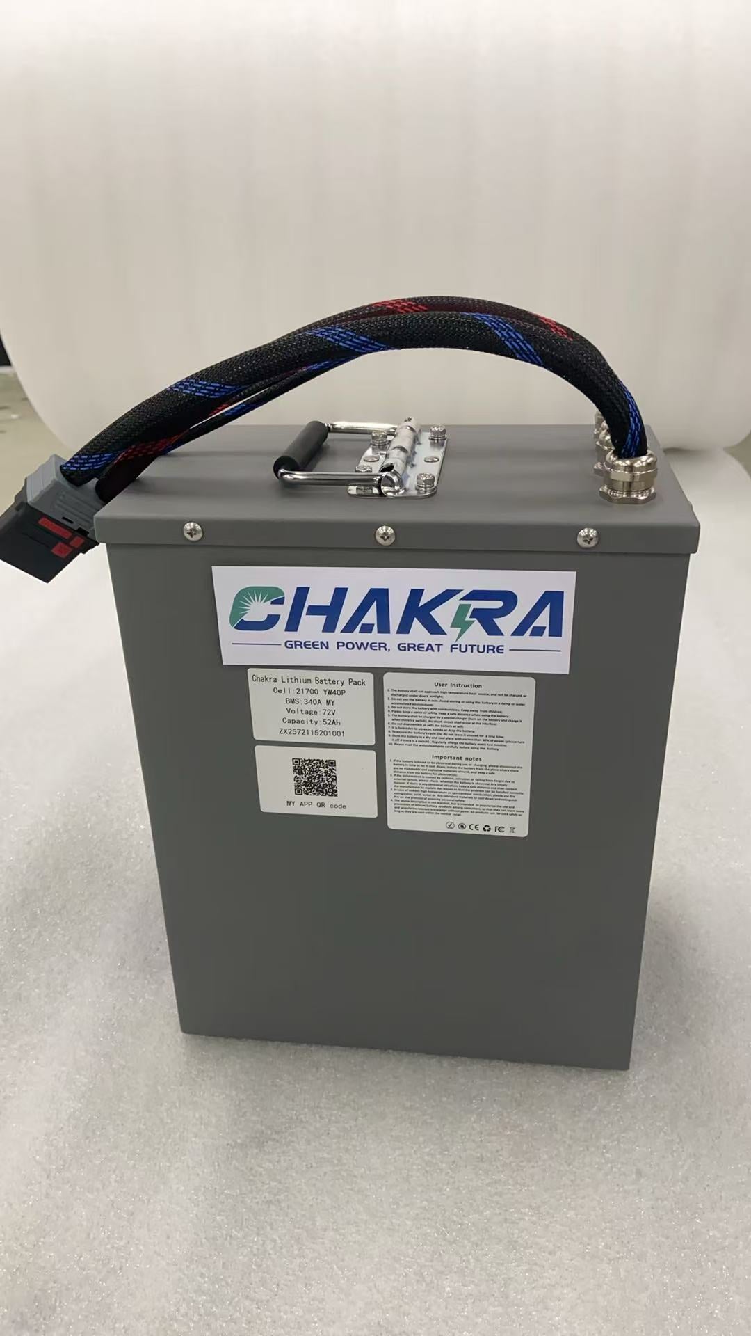 Chakra batteries with metal casings are used in Crazy Karting