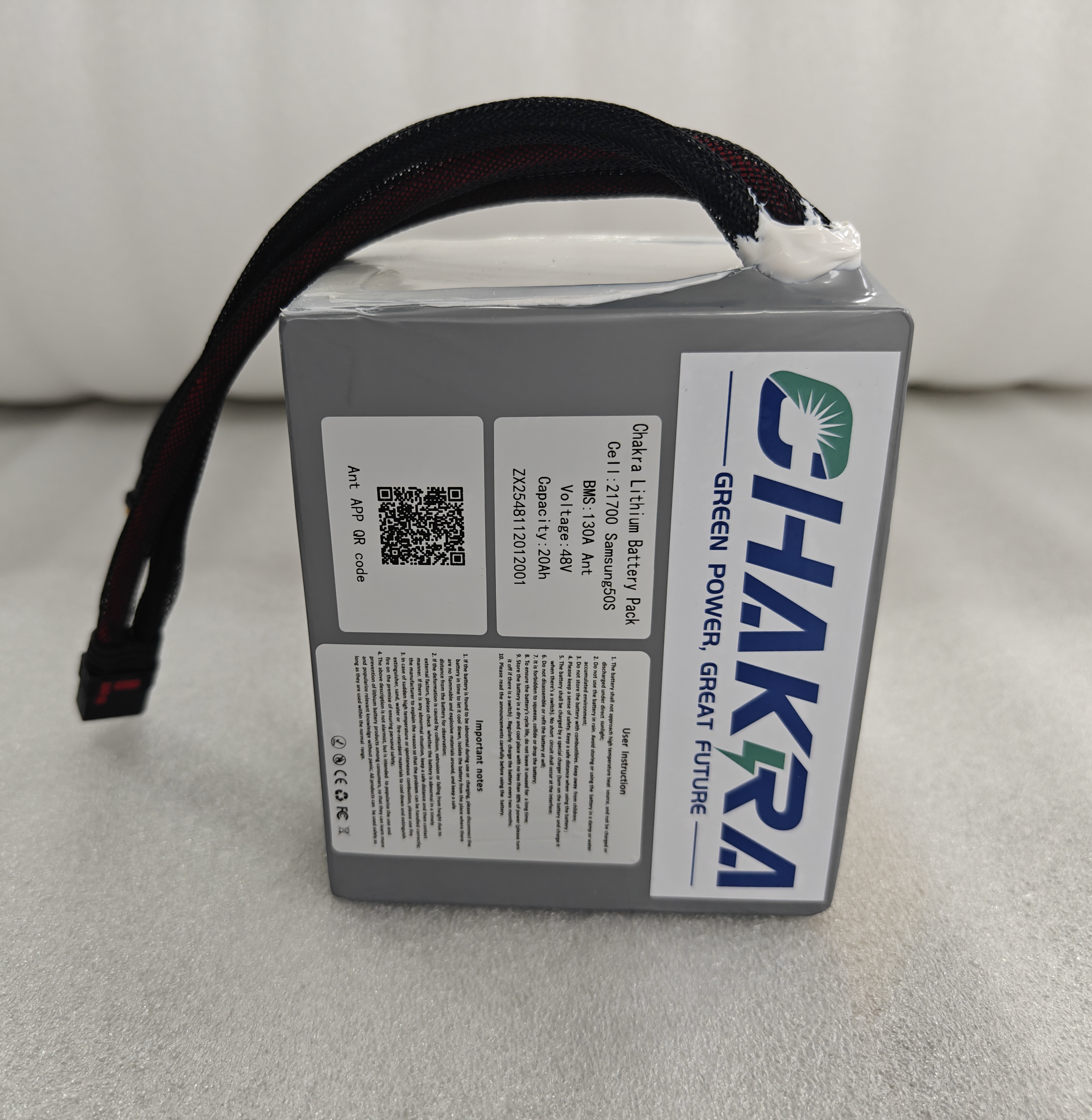 The high discharge ternary lithium battery used for Razorbike comes from Chakra