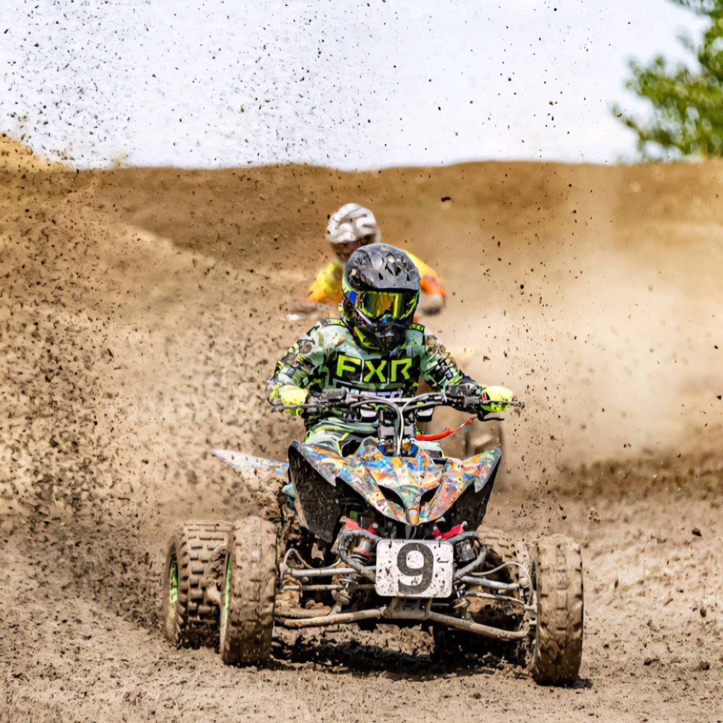 A fierce electric racing buggy powered by batteries manufactured by Chakra Battery Company